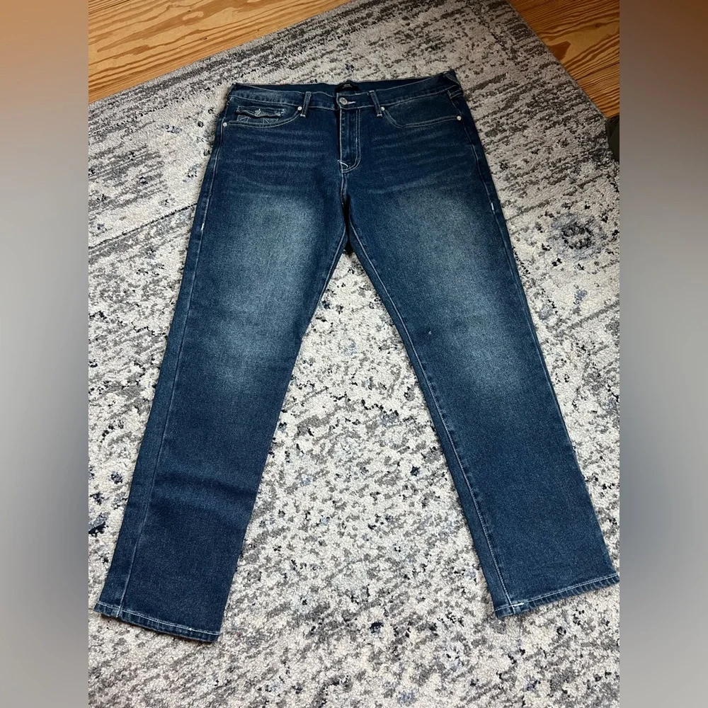 True Religion Men’s Geno Relaxed Slim Jeans 36